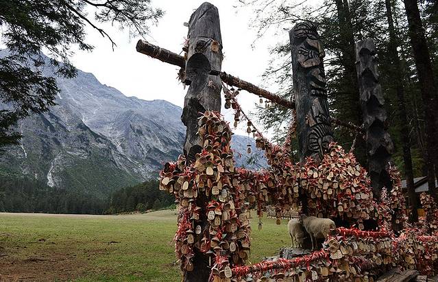 玉龙第三国山庄