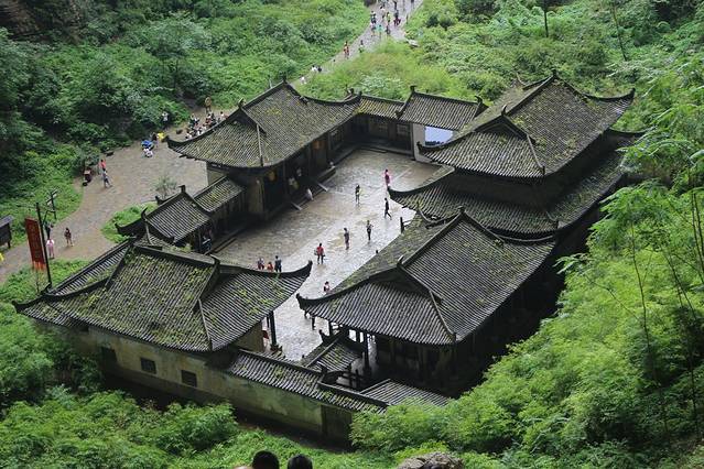 小寨天坑风景区