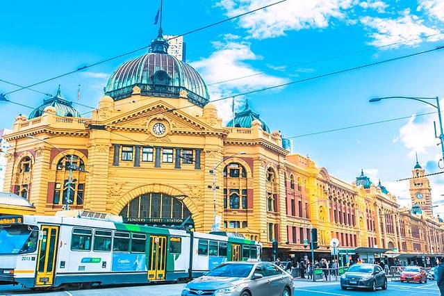 福林德街火车站