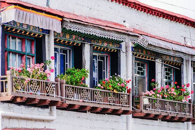 老光明岗琼甜茶馆