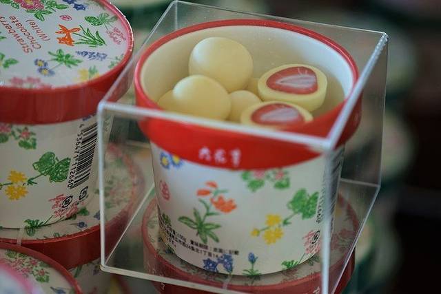 六花亭 （富良野店）