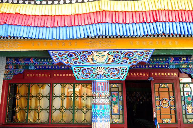 百灵庙抗日纪念碑