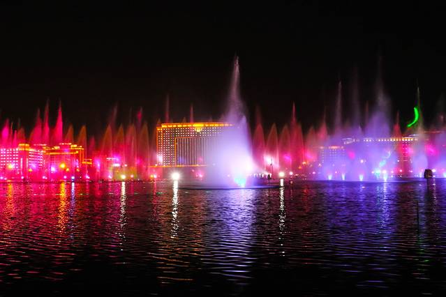 开元湖音乐喷泉