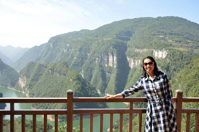 灵龙峡大拐弯生态旅游区