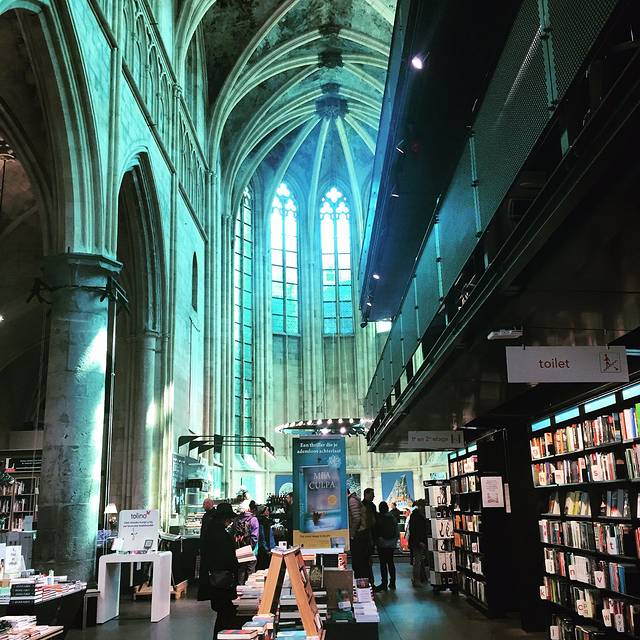 瑟莱克斯教堂书店