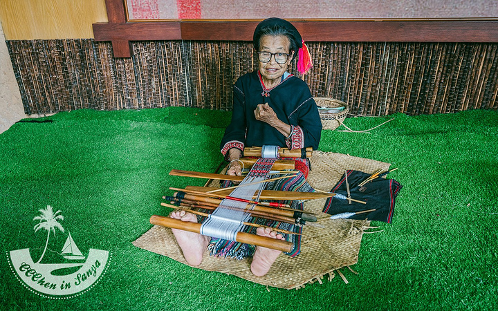 上午去了,这么无聊的景点,回到市区已经傍晚了