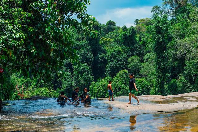 吴哥窟:你独坐须弥山巅,带我看这遗落王城