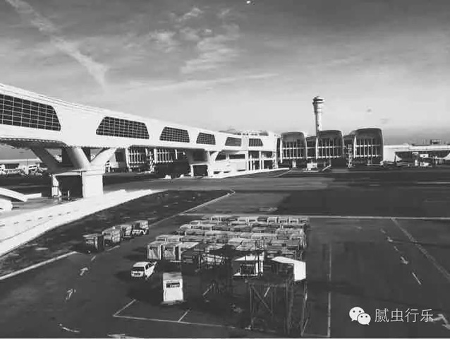 在吉隆坡转机8小时内不用办理落地签,下飞机直