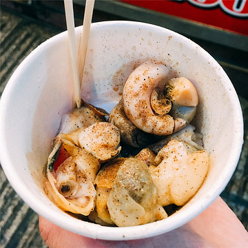 鱼丸伯仔