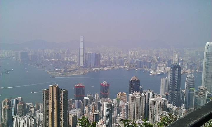 2019香港经济_2019年4月15日,杨小伟副主任赴香港出席2019互联网经济峰会并致辞...