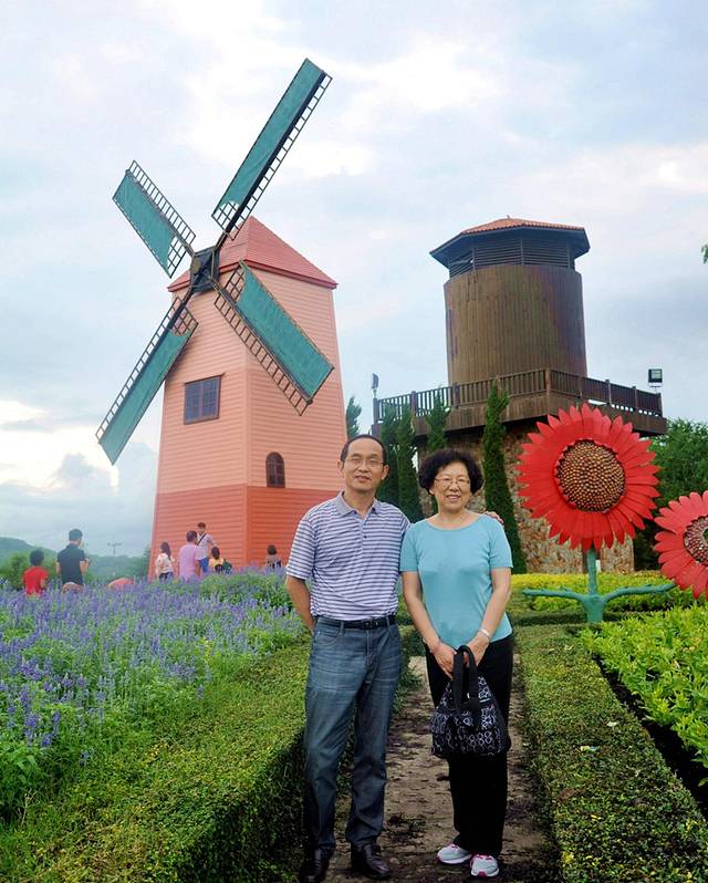 银湖葡萄酒庄园