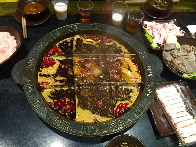 九宫格火锅