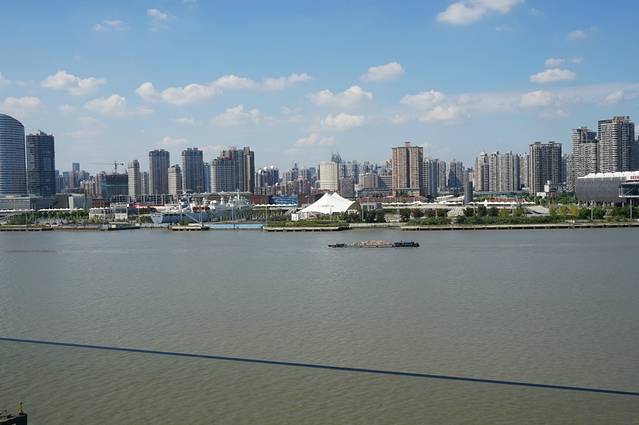 梅赛德斯-奔驰文化中心