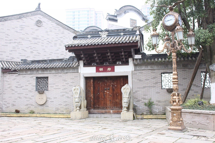 分别为:吴府,刘府,周府,赵府,王府,胡府,邓府,朱府,孙府,徐府,唐府,钱