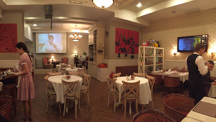 2017苏联怀旧餐厅在美食部分有介绍。直奔13