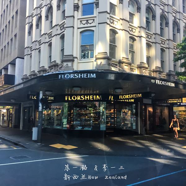 海口龙华区服装店的时尚密码
