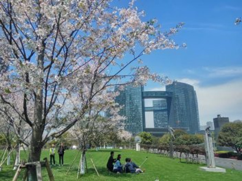 城市阳台旅游景点图片