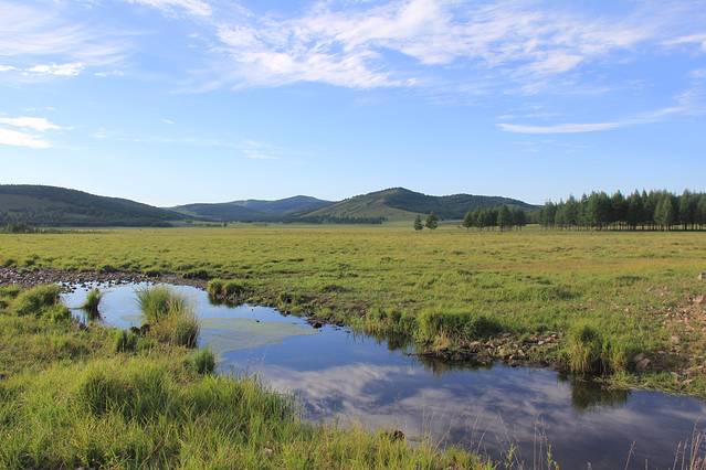 月亮天池火山地貌游览区