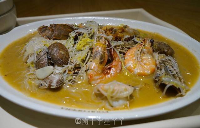 Food Opera(Ion Orchard)