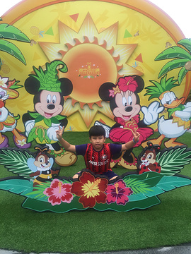 迪士尼小镇旅游景点攻略图