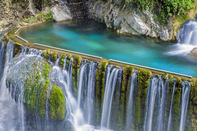螺髻九十九里温泉瀑布风景区