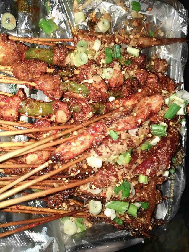 李不管特色小烧烤