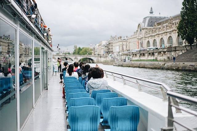 塞纳河游船公司