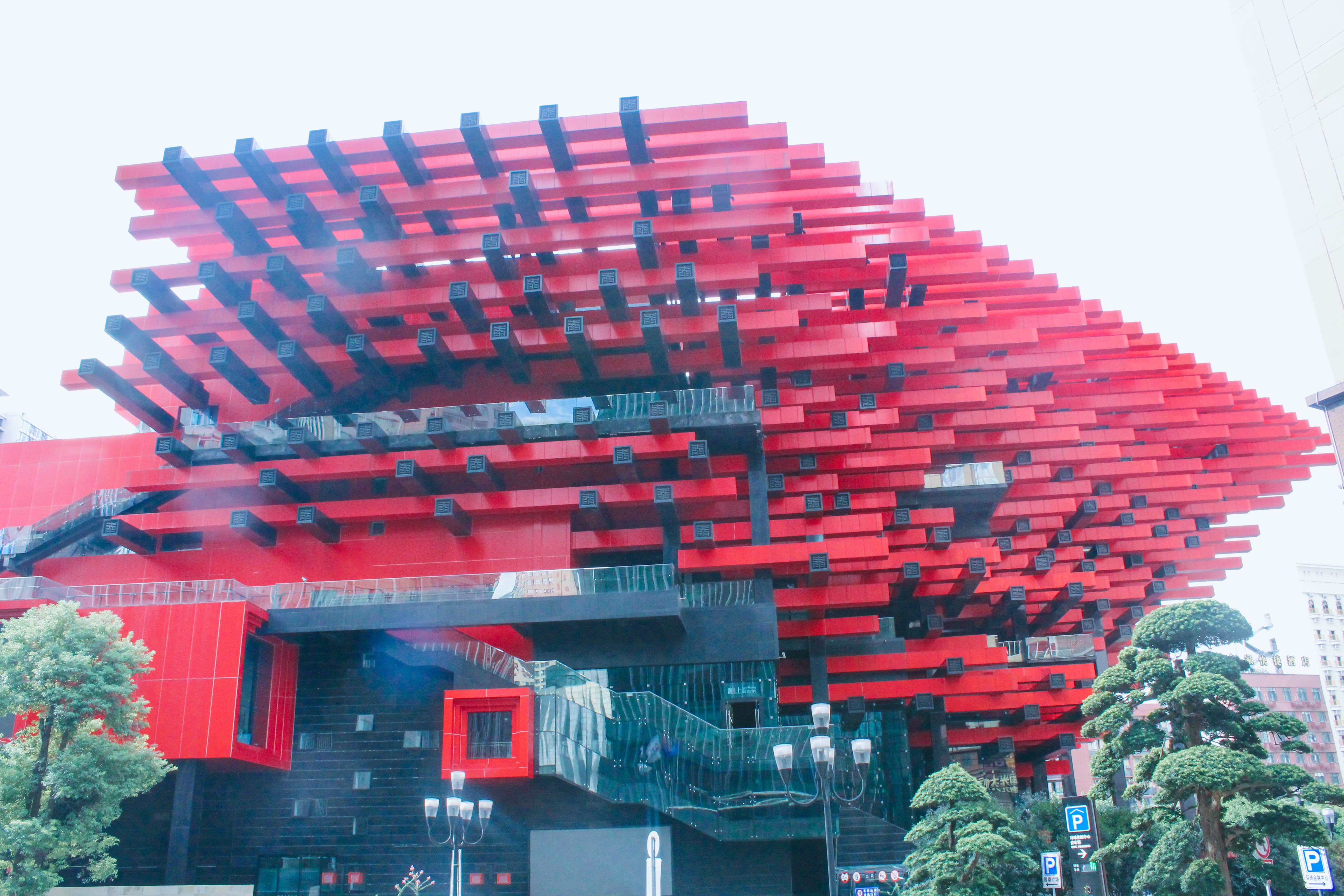 国泰美术馆 不知道这个飞机的造型是谁弄的