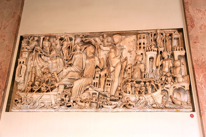 2017很早就在网上预约了今天一大早梵蒂冈博