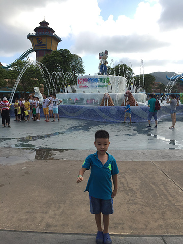 2018缤纷世界是海洋王国中的亲子乐园,比较适