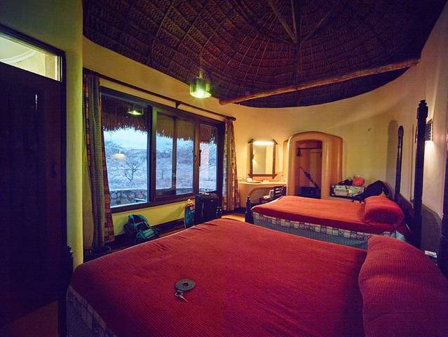 桑布鲁野生动物保护区