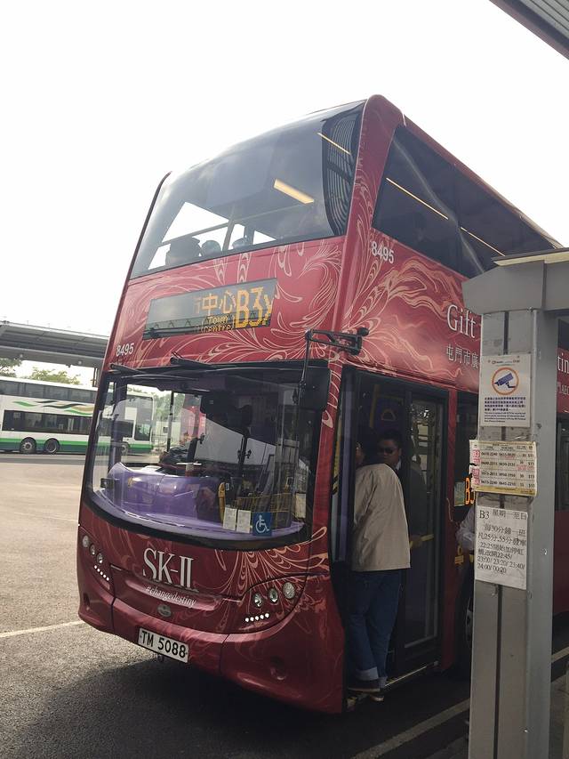 在香港不买包包,我去长洲岛看海。