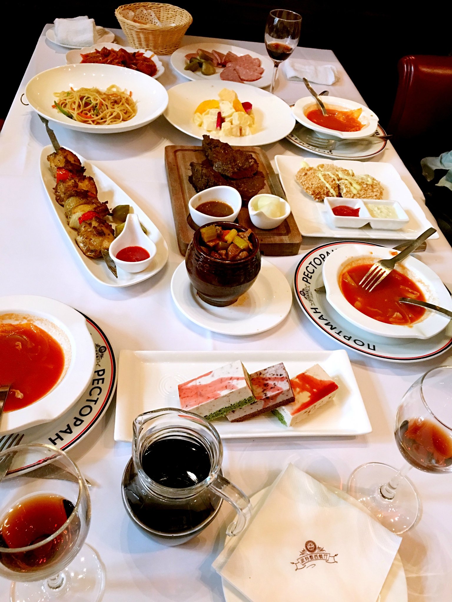 来到哈尔滨,当然要品尝下俄餐啦!