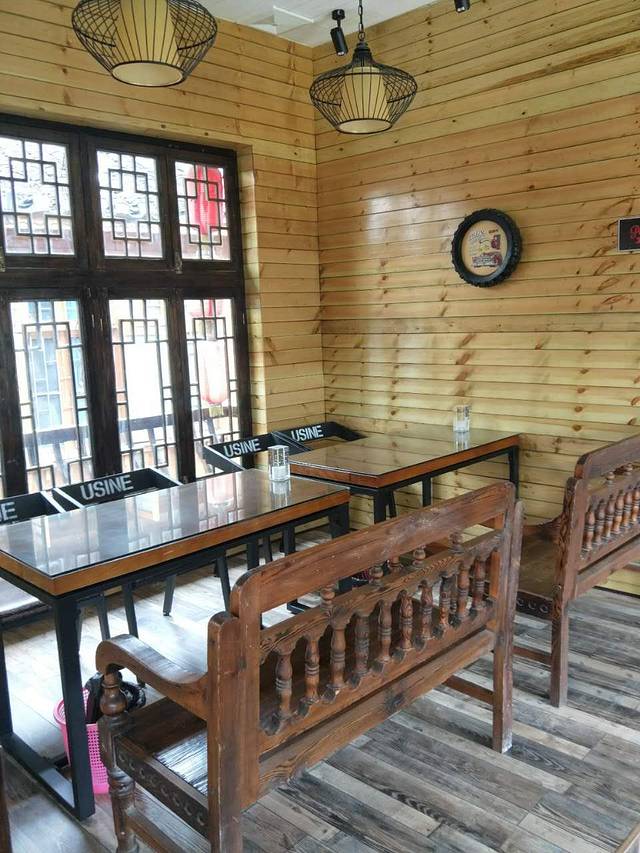 湘西往事二楼美食部落 