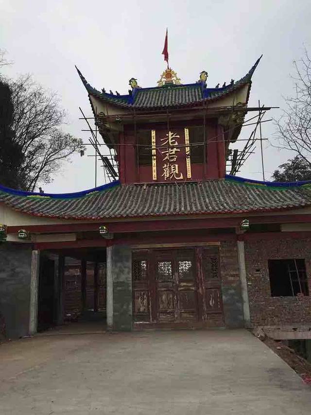 西山风景区乳泉山景区