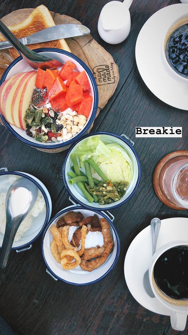 Mai Bakery In Garden