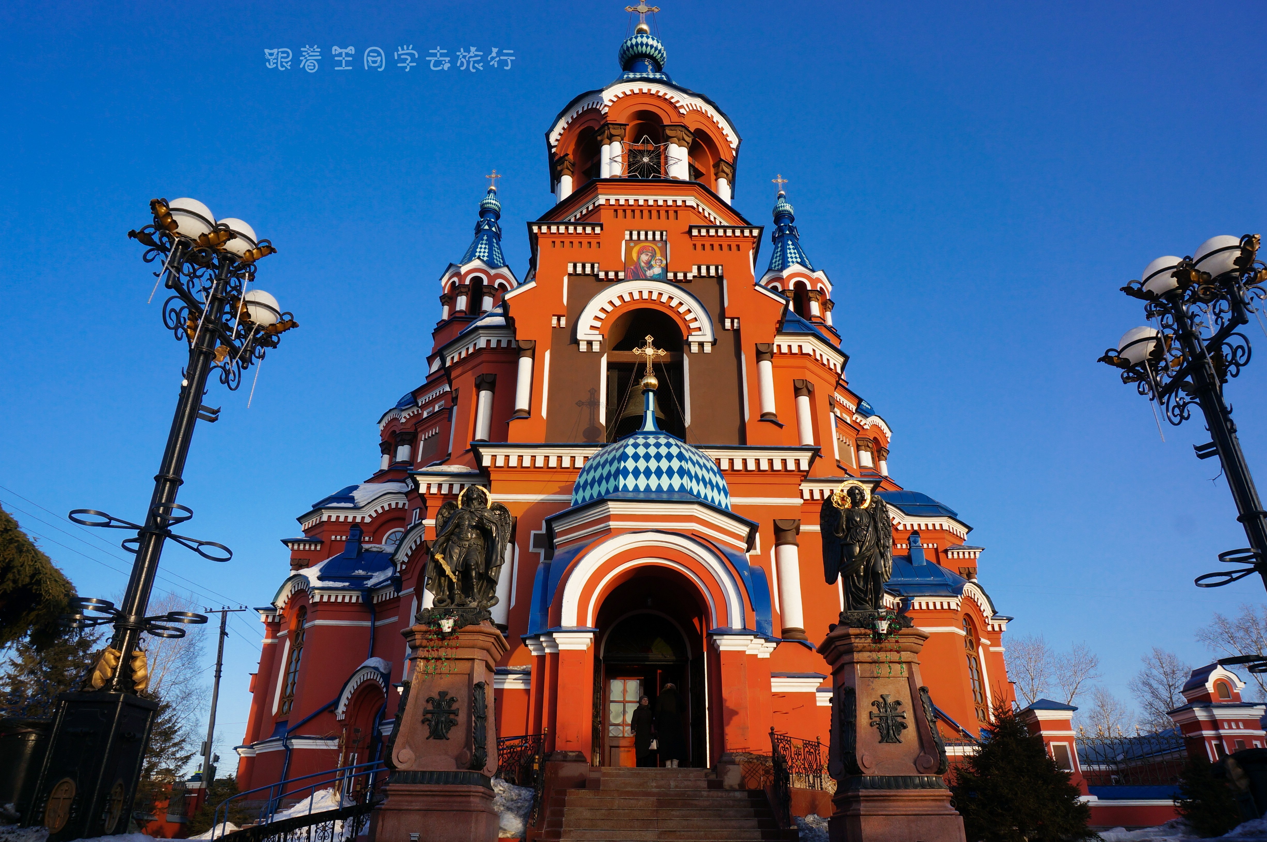 2022喀山圣母教堂游玩攻略,我仰头细细观看着一幅幅壁画.