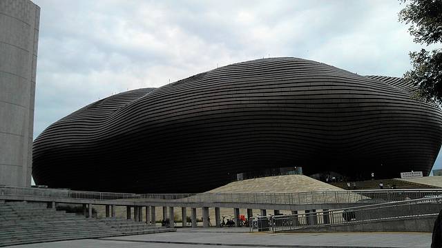 鄂尔多斯图书馆