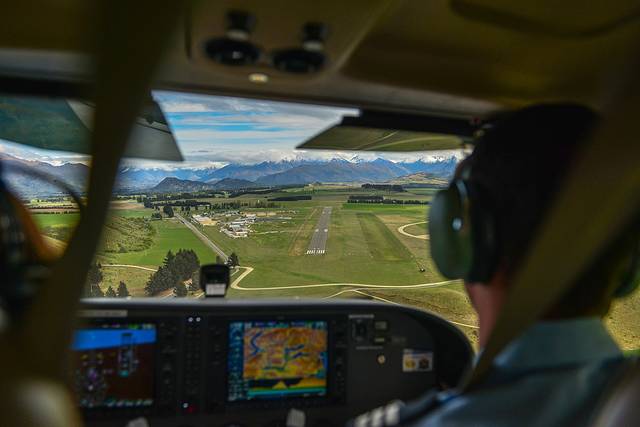 Learn to Fly NZ 瓦纳卡飞机训练营