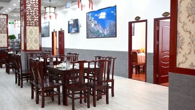 曾家山食府(锦绣家园店)