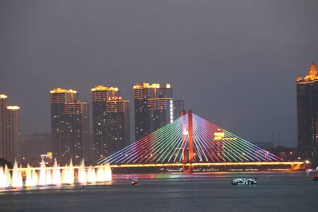 漂浮式音乐喷泉