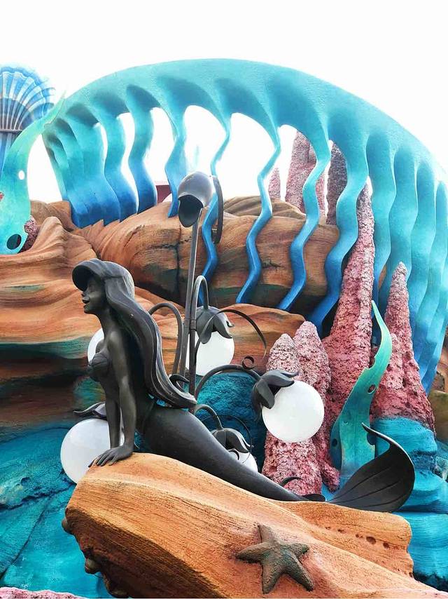 美人鱼礁湖剧场