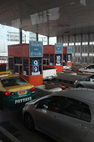 收费站曼谷街头超市加油站曼谷素万那普国际机场