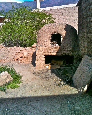 青旅，请按门铃图片