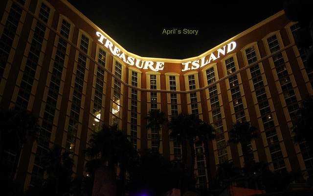 金银岛酒店海盗湾演出