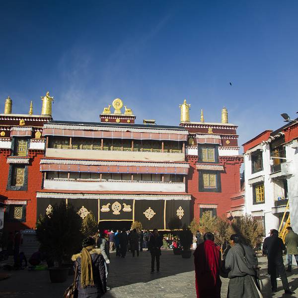 拉萨旅游景点_2018年拉萨旅游收入