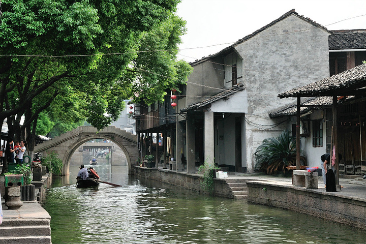 安昌是一个具有千年历史的著名江南水乡古镇_安昌古镇"的评论