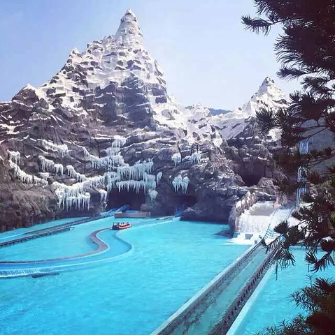 2018得去玩鹦鹉过山车、冰山过山车和超级激流,都非常刺激,如果玩激流和漂流,最好自卑雨衣和拖鞋,呵呵_珠海长隆国际海洋度假区评论 - 去哪儿攻略社区