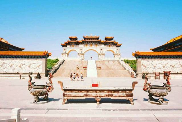 红山公园大佛寺