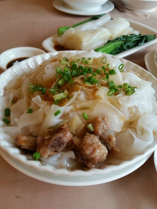 春兴海鲜酒家(园林路店)